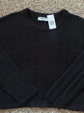 Double Zero Black Textured Rib Crewneck Sweater